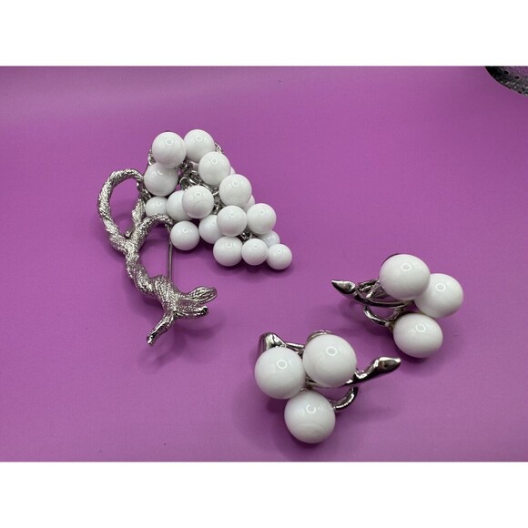 Tree Pin Brooch w/ Clip On Earrings Set Silver Heavy Beads Estate Find Unmarked - Picture 1 of 9